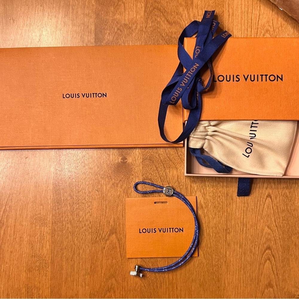 Pre-Owned Men’s Louis Vuitton “Catch It” Bracelet